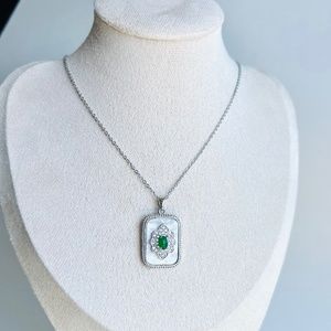 Stainless steel Green gemstone pendent necklace